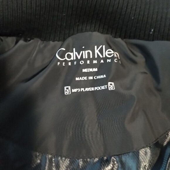 Calvin Klein Performance Vest - Picture 6 of 6